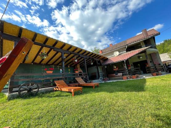 Cabana Ana - Cazare pentru amândoi Vadu Motilor, Alba