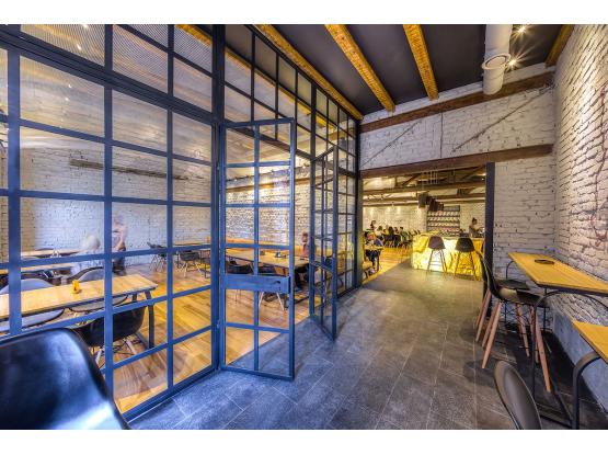 Alt Shift - Restaurant / Pub sector 1, Bucuresti